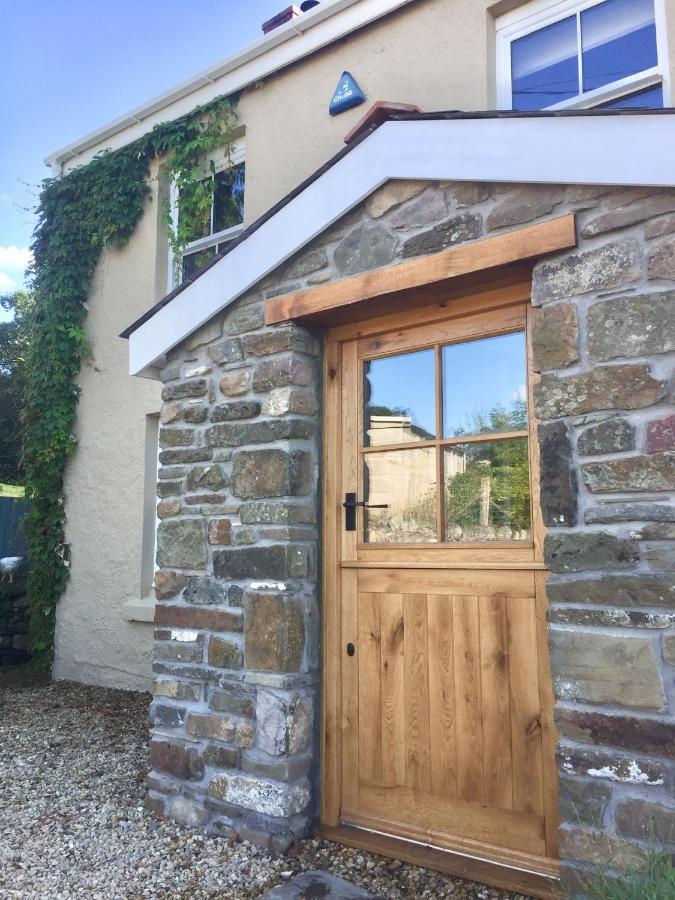 Efail Y Garn Bed & Breakfast Swansea Ngoại thất bức ảnh
