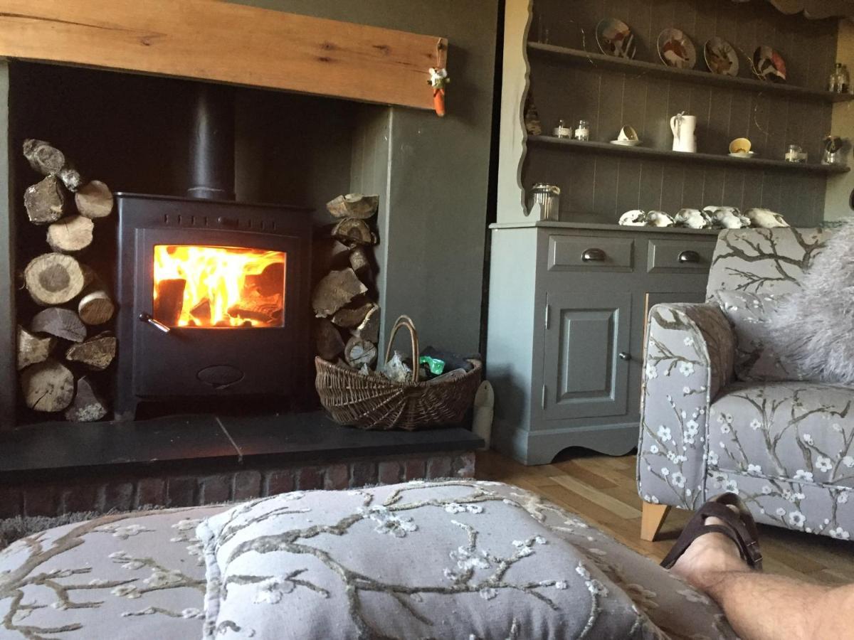 Efail Y Garn Bed & Breakfast Swansea Ngoại thất bức ảnh