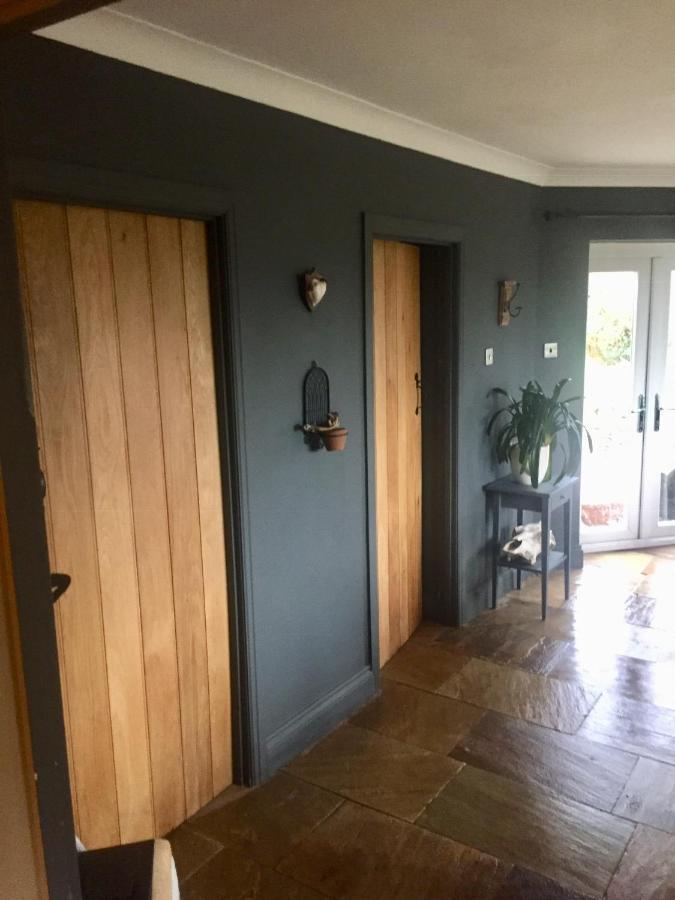 Efail Y Garn Bed & Breakfast Swansea Ngoại thất bức ảnh
